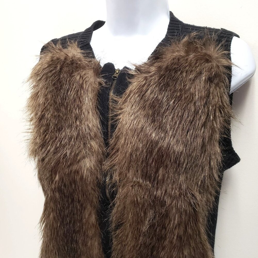 Adrianna Papell Womens Faux Fur Sweater Vest Size Medium - Picture 3 of 9